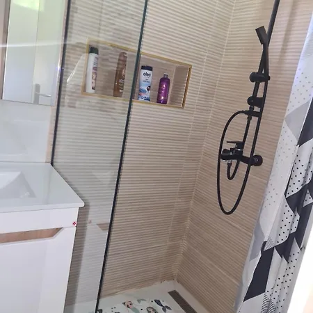 Leki Apartman شقة ترافنيك